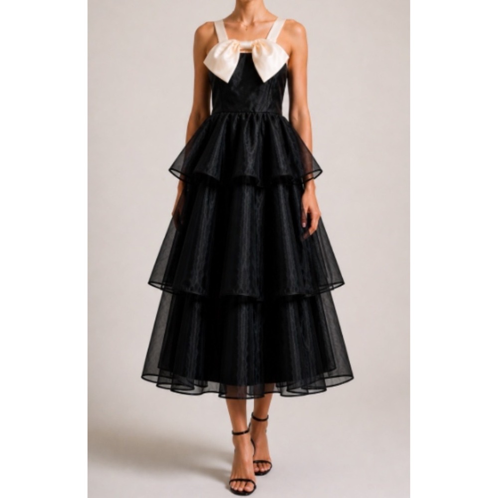 Lulus Black Tiered Tulle Bow Midi Dress NWT Large (small flaw)